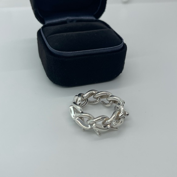Tiffany & Co. Silver Link Ring - Picture 16 of 16